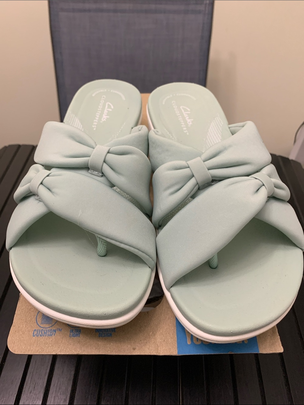 Clarks Women’s Mint Green Bow Slide Sandals